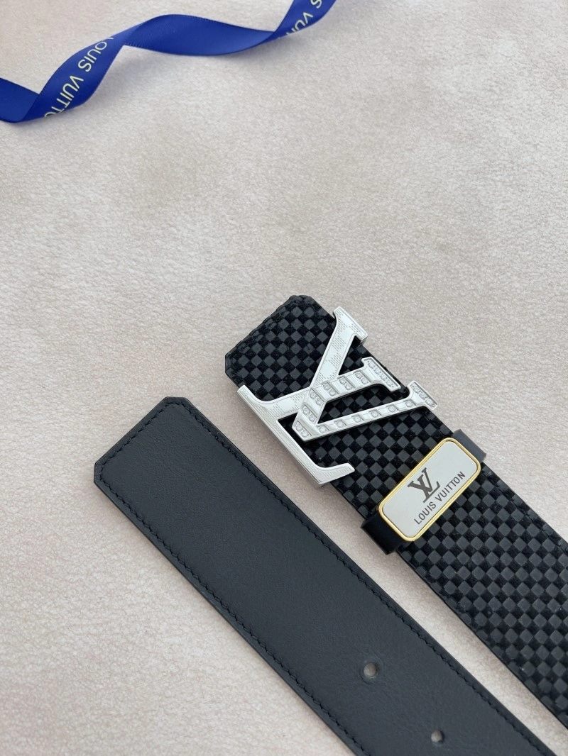 Louis Vuitton Belts ZipUp 299829
