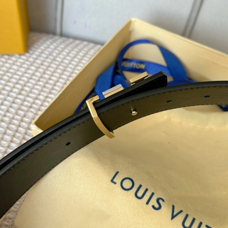 Packable Louis Vuitton Belts 299808
