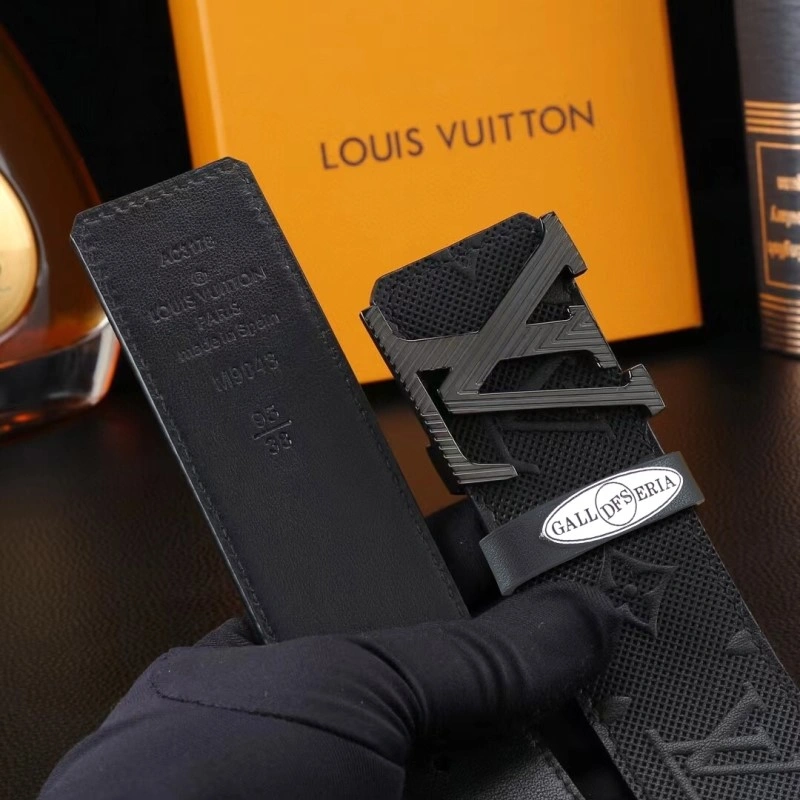 Stylish Louis Vuitton Belts 299805