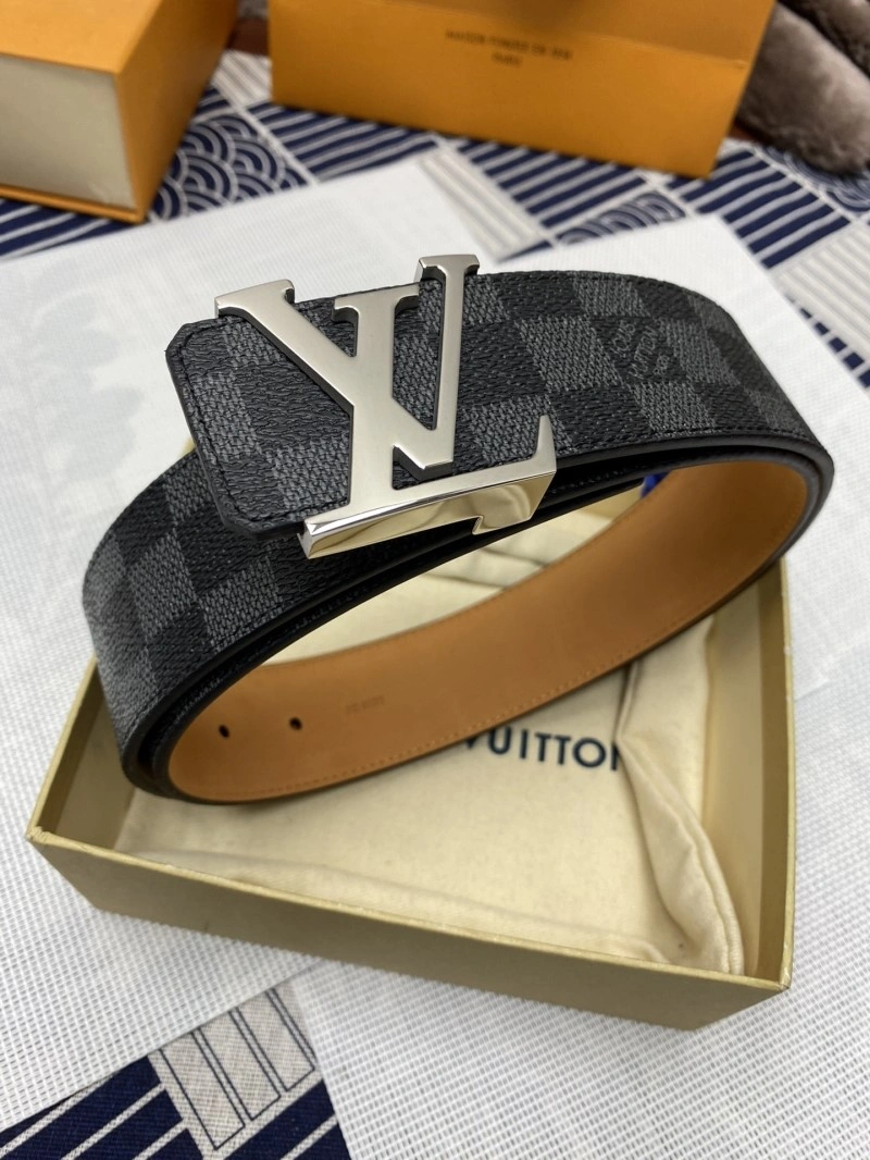 Louis Vuitton Belts Durable 299782