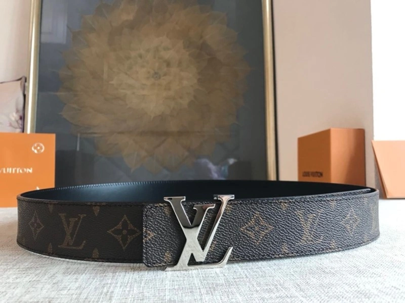 Elegant Louis Vuitton Belts 299791