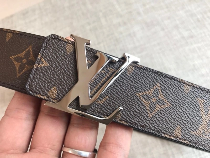 Elegant Louis Vuitton Belts 299791