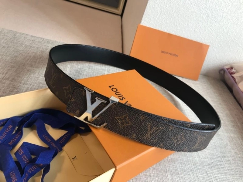 Elegant Louis Vuitton Belts 299791