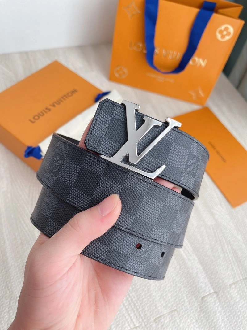 Compact Louis Vuitton Belts 299767