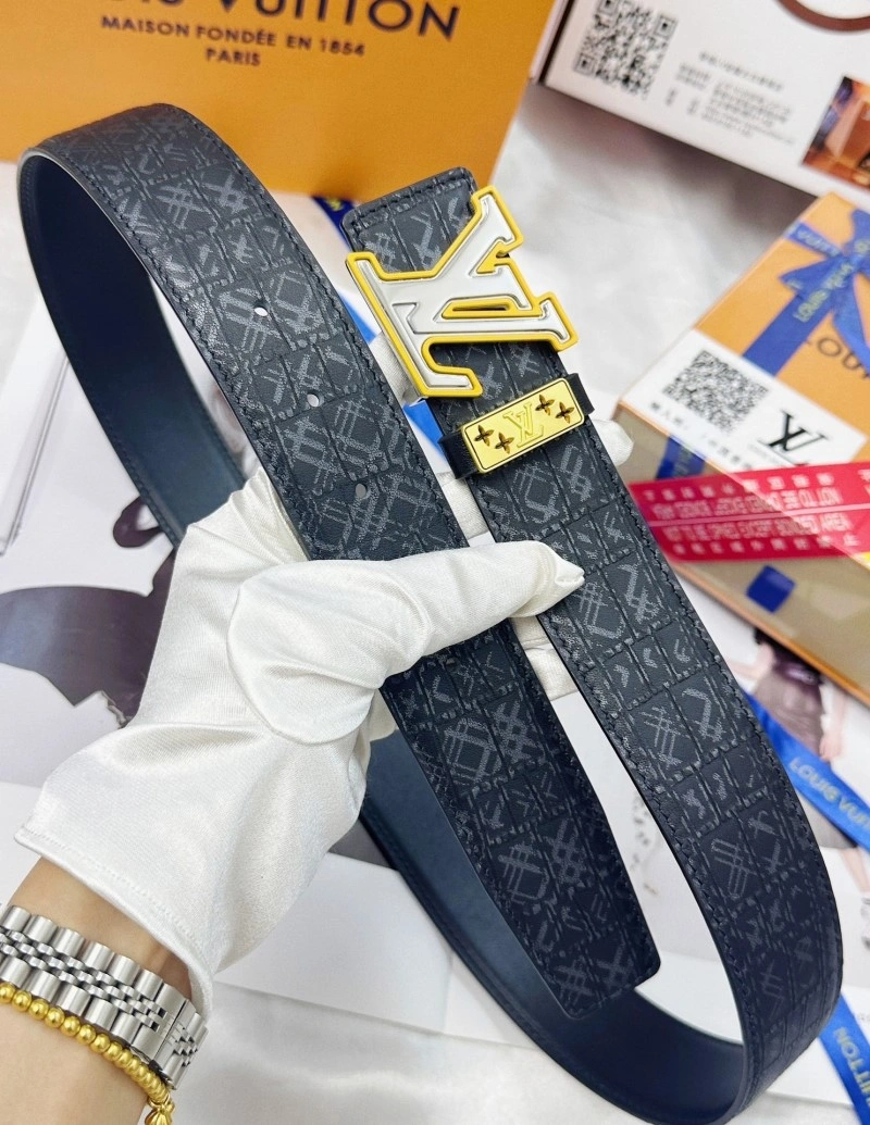 Louis Vuitton Belts Durable 299757