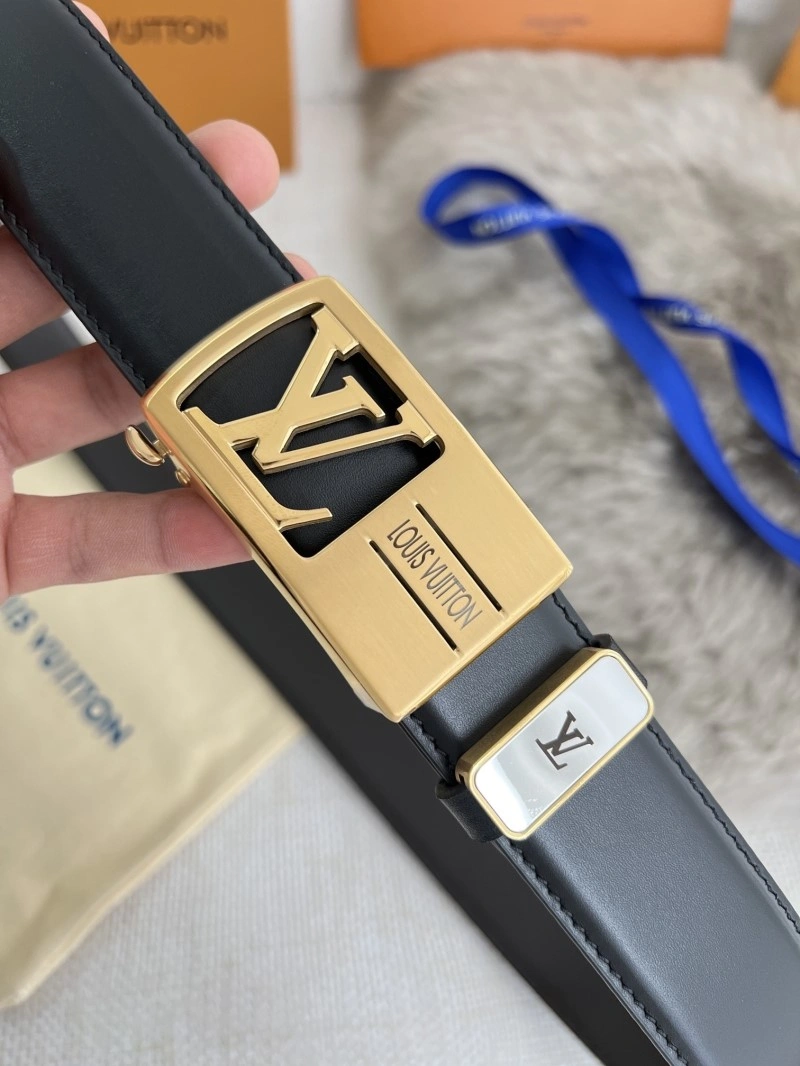 Neat Louis Vuitton Belts 299733