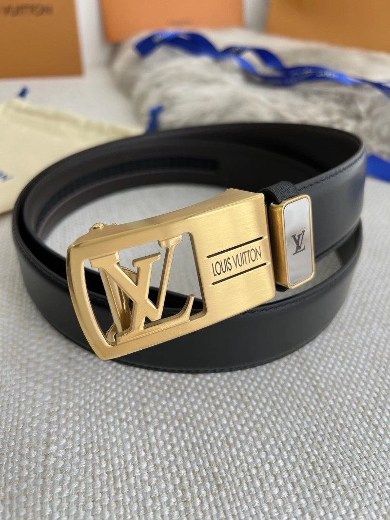 Neat Louis Vuitton Belts 299733