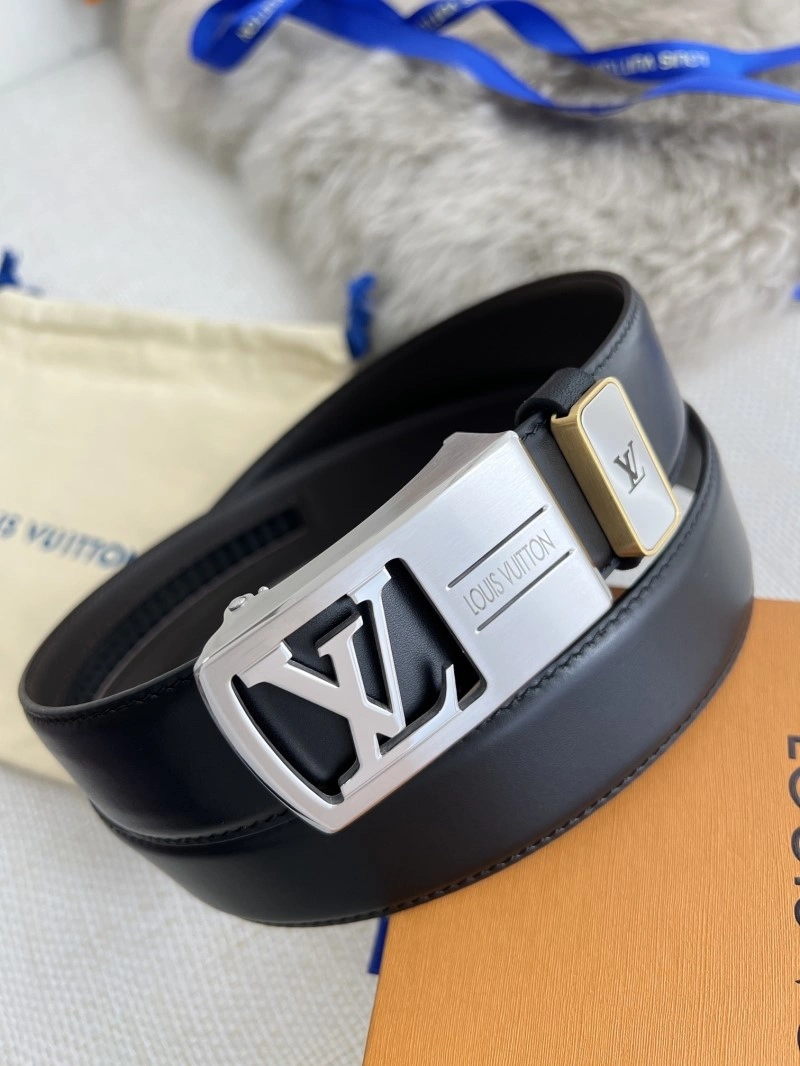 Louis Vuitton Belts Breathable 299747