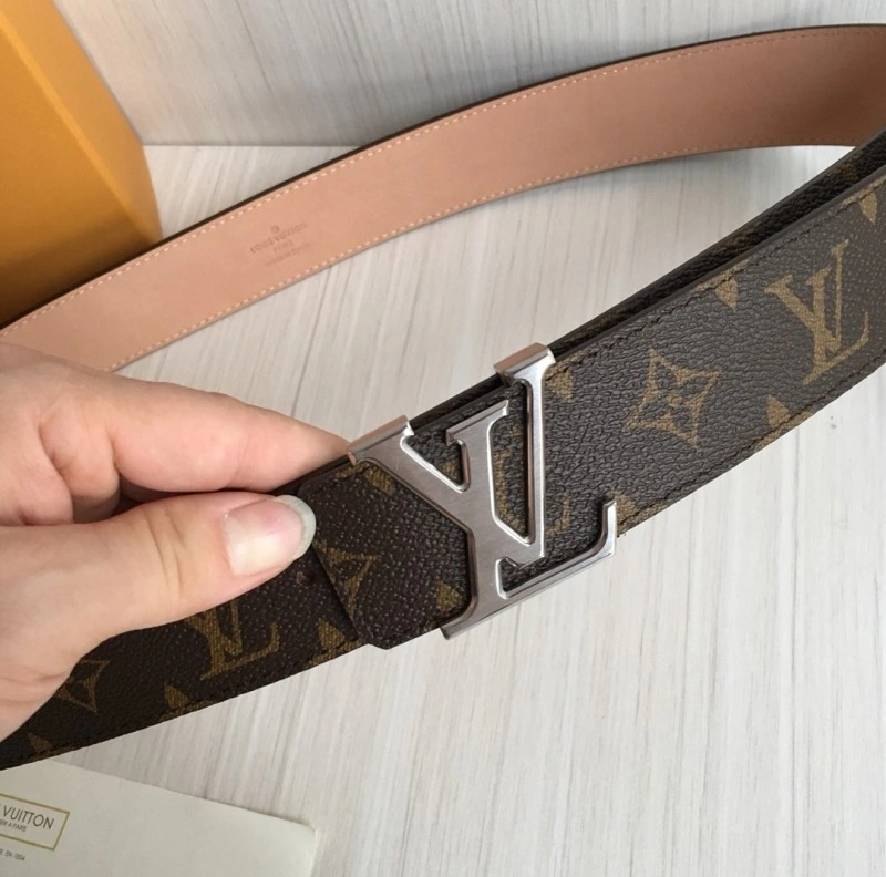TravelReady Louis Vuitton Belts 299719