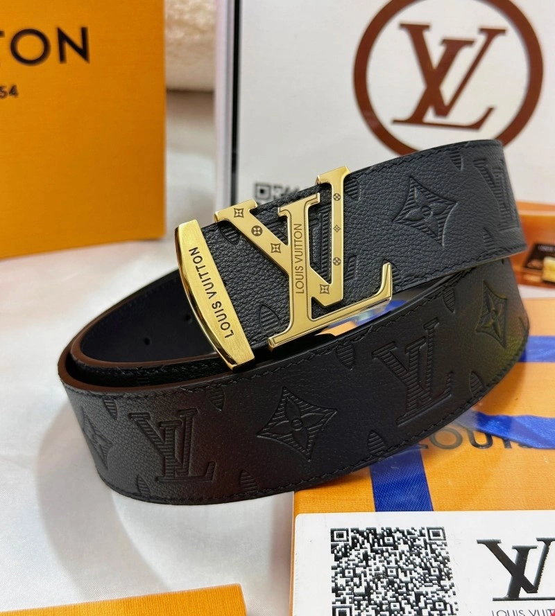 EyeCatching Louis Vuitton Belts 299648