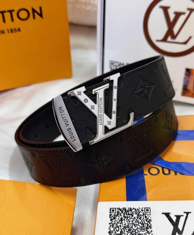 EyeCatching Louis Vuitton Belts 299648