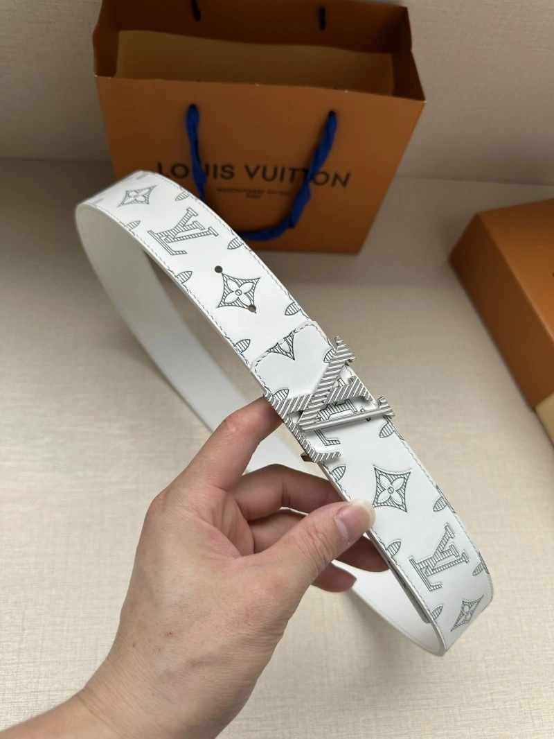 Louis Vuitton Belts ZipUp 299635