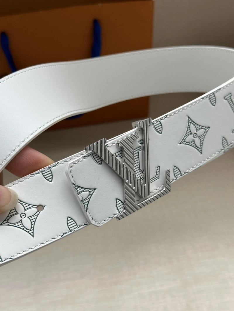 Louis Vuitton Belts ZipUp 299635