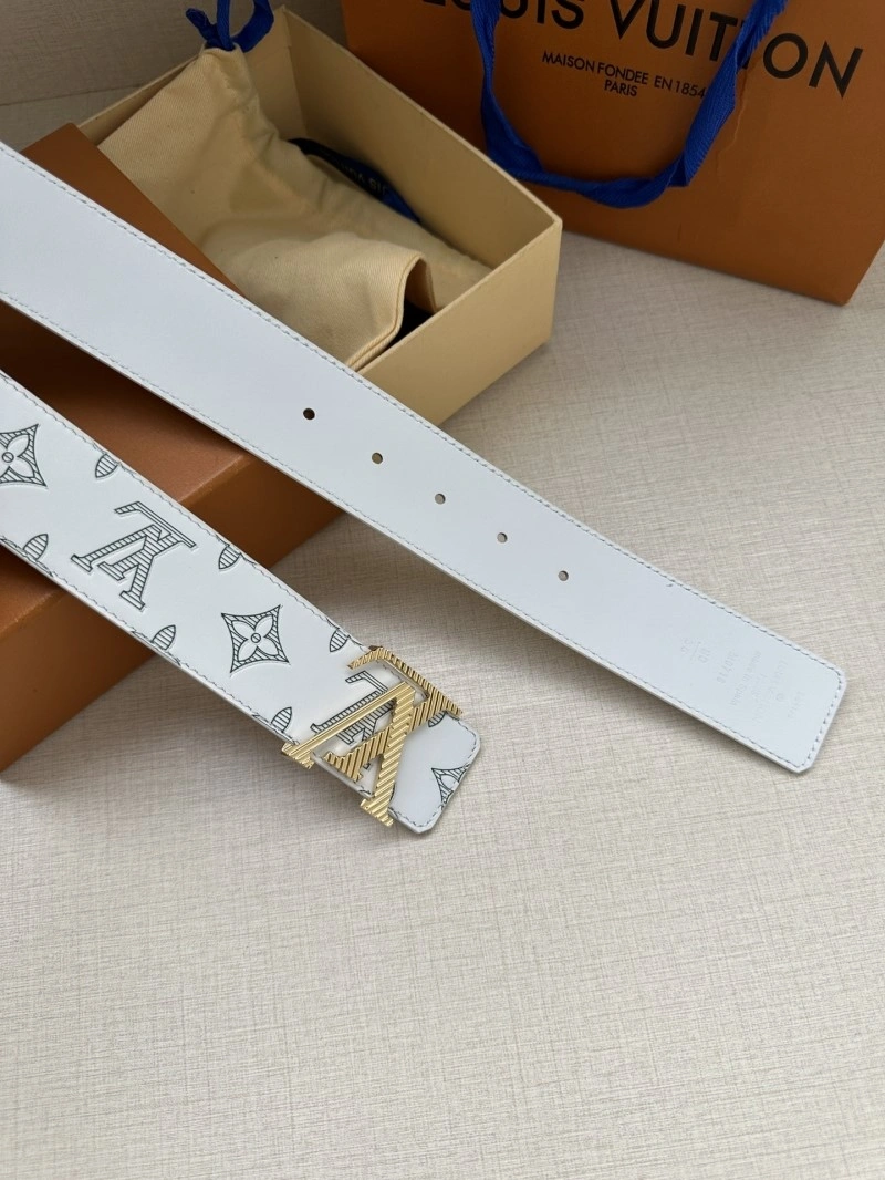 Louis Vuitton Belts ZipUp 299635