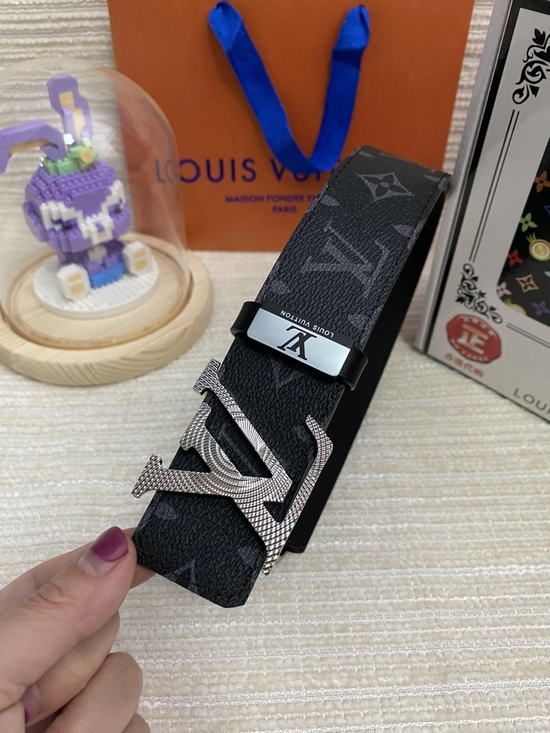 Flexible Louis Vuitton Belts 299610