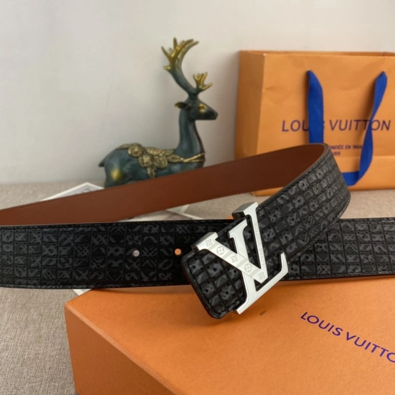 Functional Louis Vuitton Belts 299595