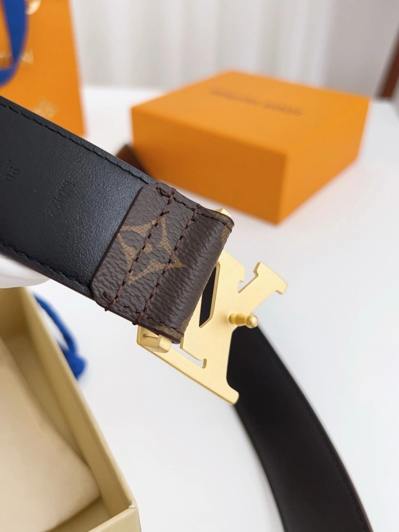 Sleek Louis Vuitton Belts 299549