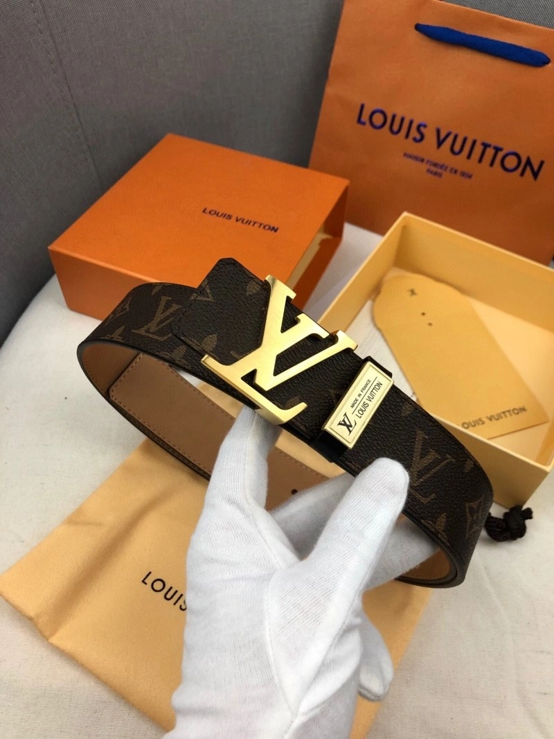 Sporty Louis Vuitton Belts 299475