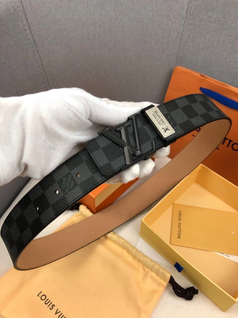Trendsetting Louis Vuitton Belts 299478