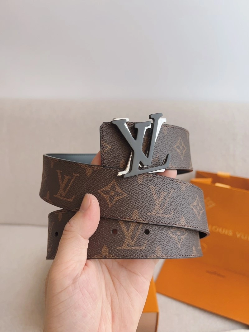 Neat Louis Vuitton Belts 299473
