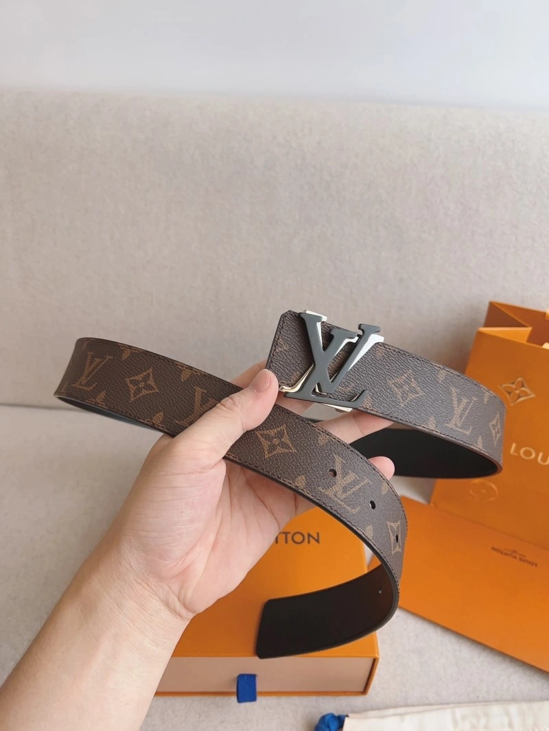 Neat Louis Vuitton Belts 299473