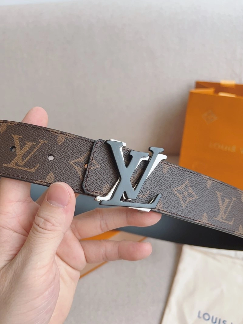 Neat Louis Vuitton Belts 299473