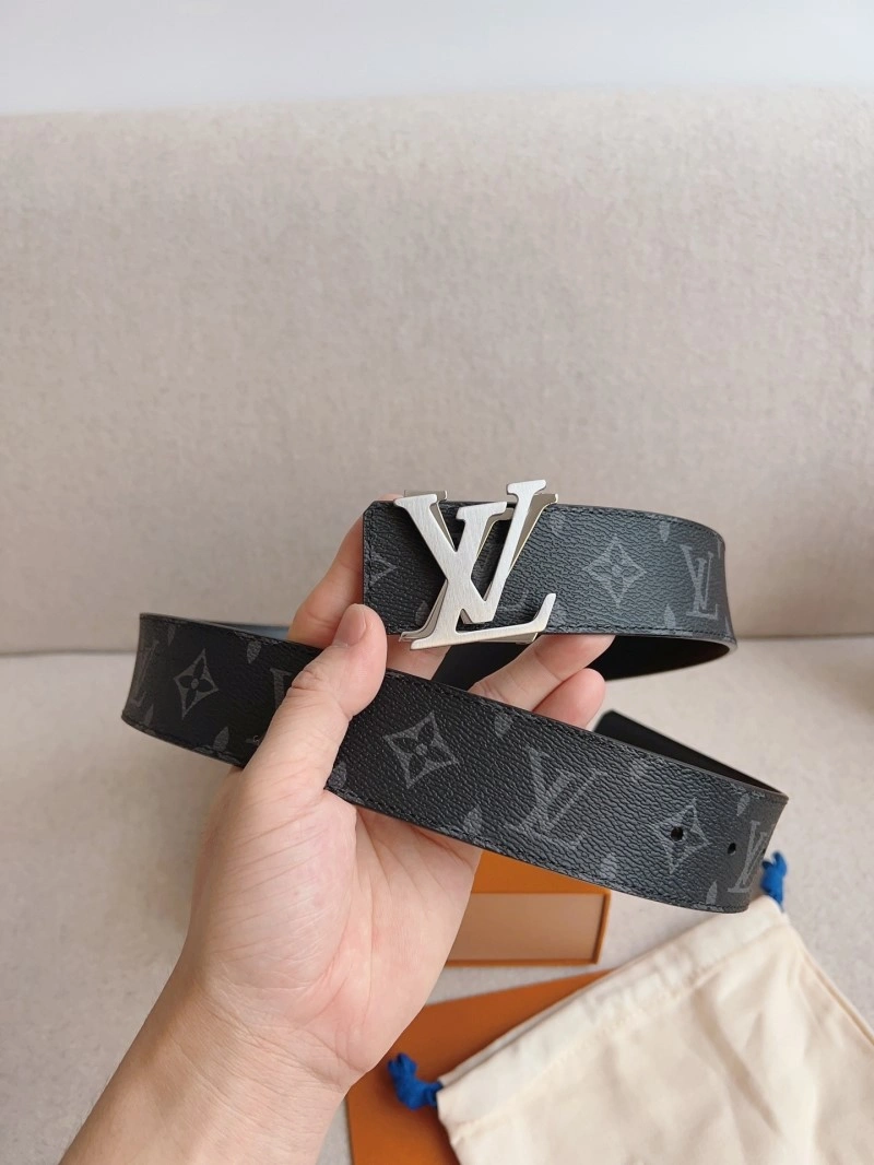 ZipUp Louis Vuitton Belts 299471