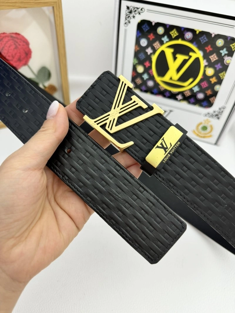 NewStyle Louis Vuitton Belts 299437