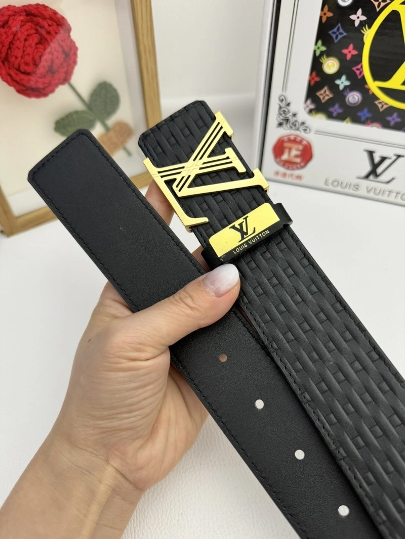 NewStyle Louis Vuitton Belts 299437