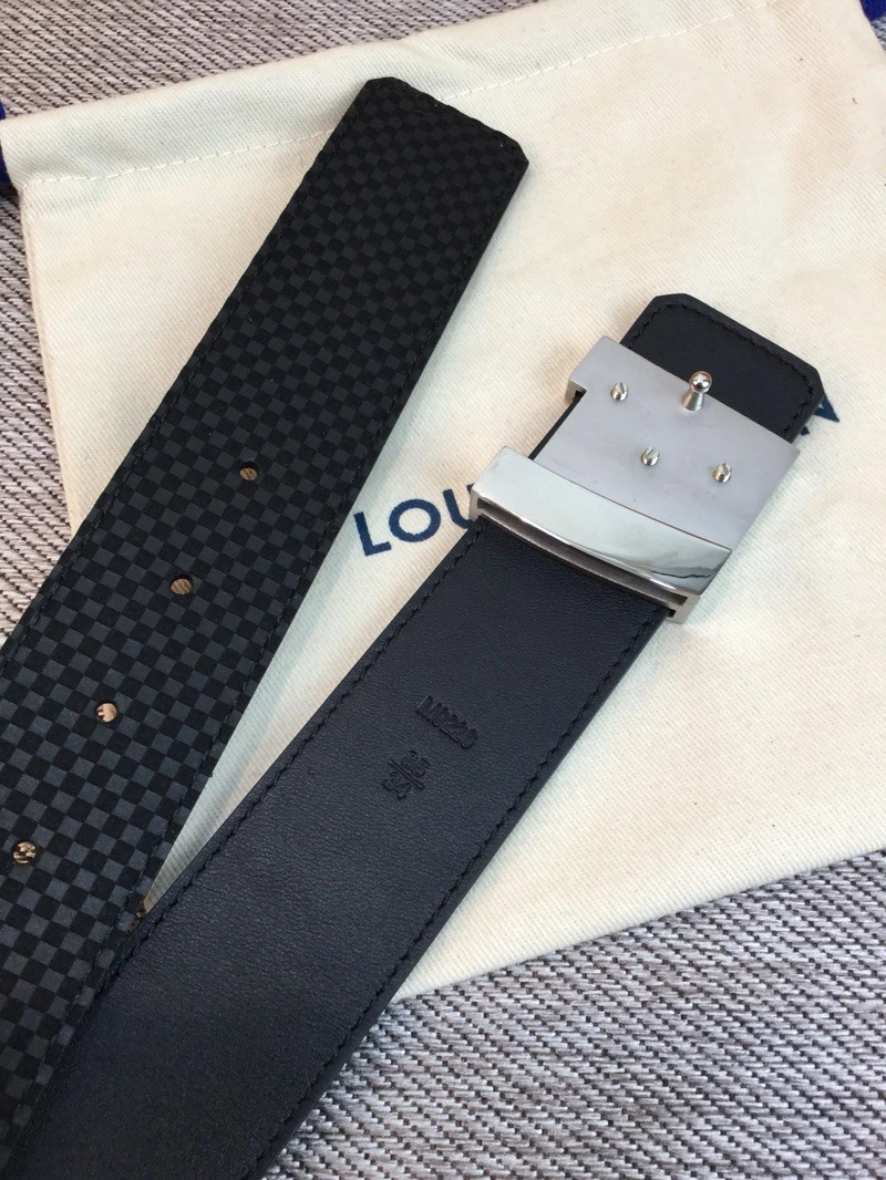 EasyCare Louis Vuitton Belts 299454