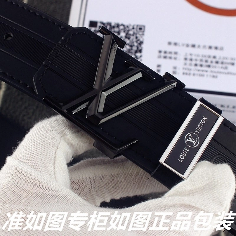 Versatile Louis Vuitton Belts 299434