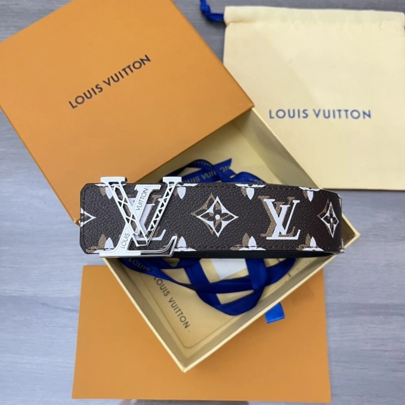Louis Vuitton Belts UrbanChic 299389