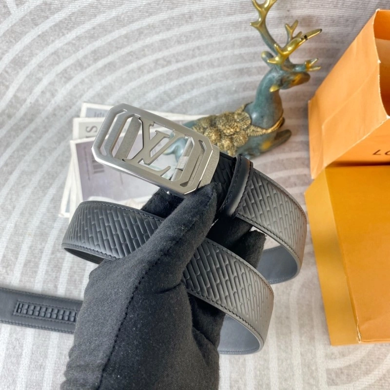 Elegant Louis Vuitton Belts 299372
