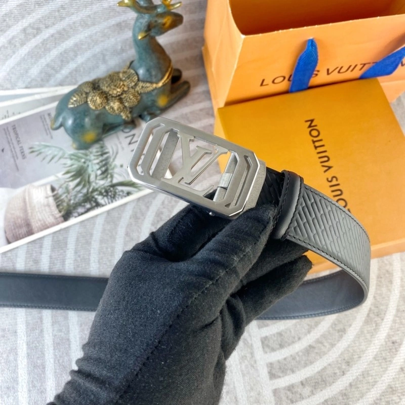 Elegant Louis Vuitton Belts 299372