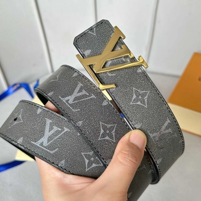 Cozy Louis Vuitton Belts 299365