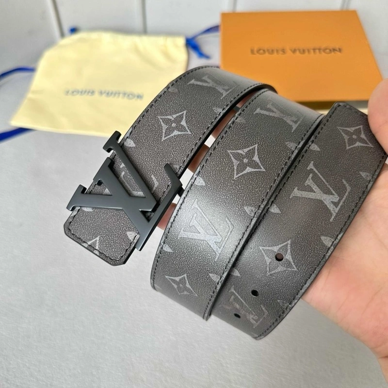 Sporty Louis Vuitton Belts 299354