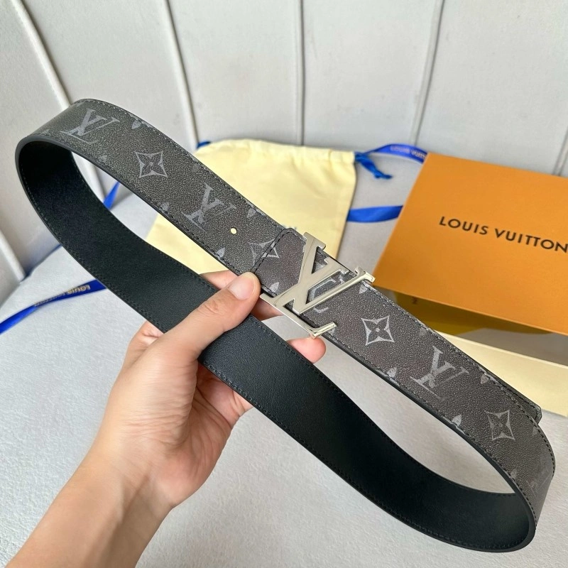 Louis Vuitton Belts Versatile 299362