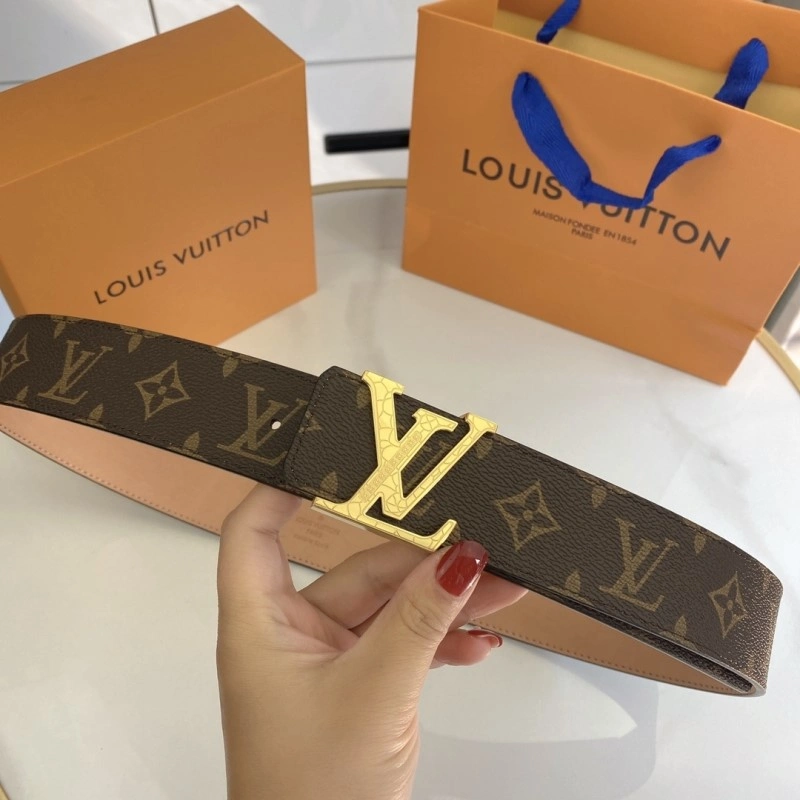 UrbanChic Louis Vuitton Belts 299360