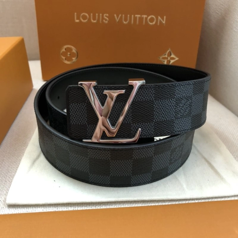 WellDesigned Louis Vuitton Belts 299312