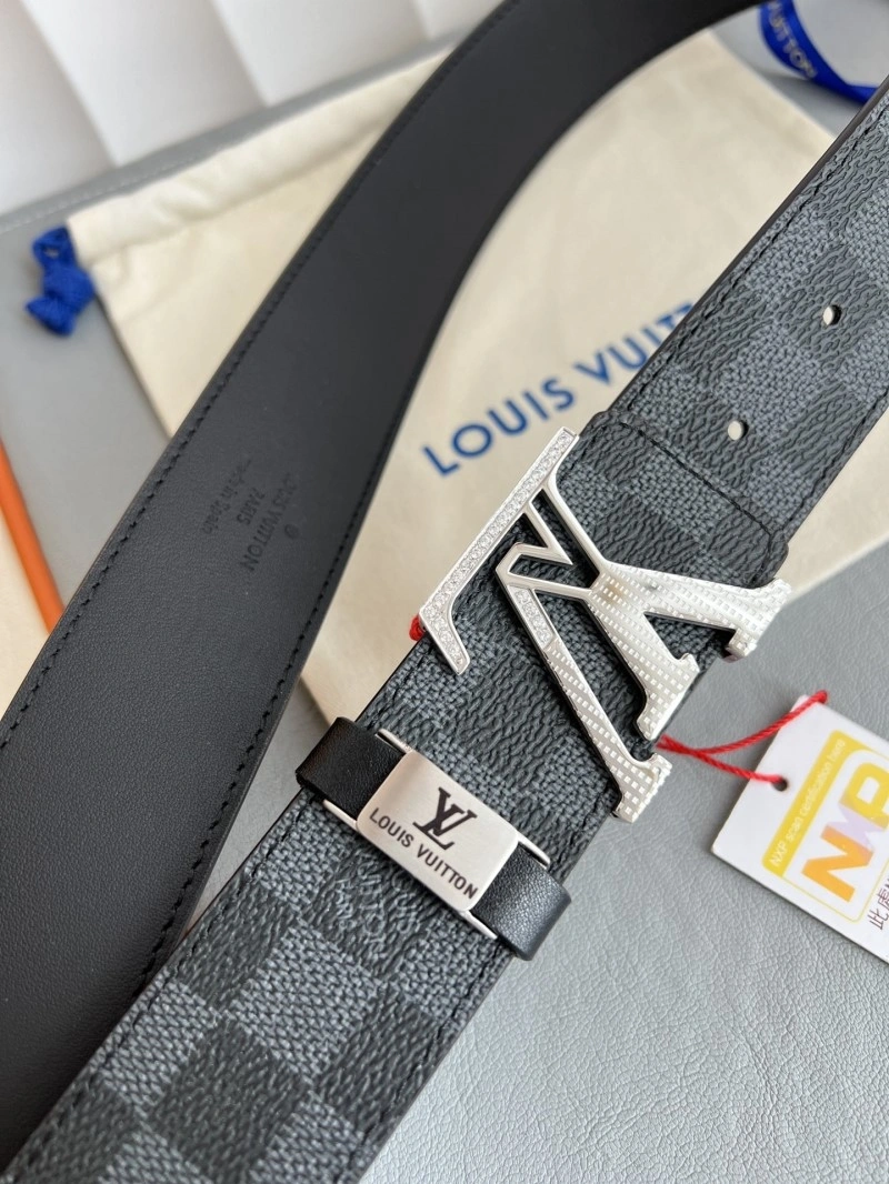ZipUp Louis Vuitton Belts 298949
