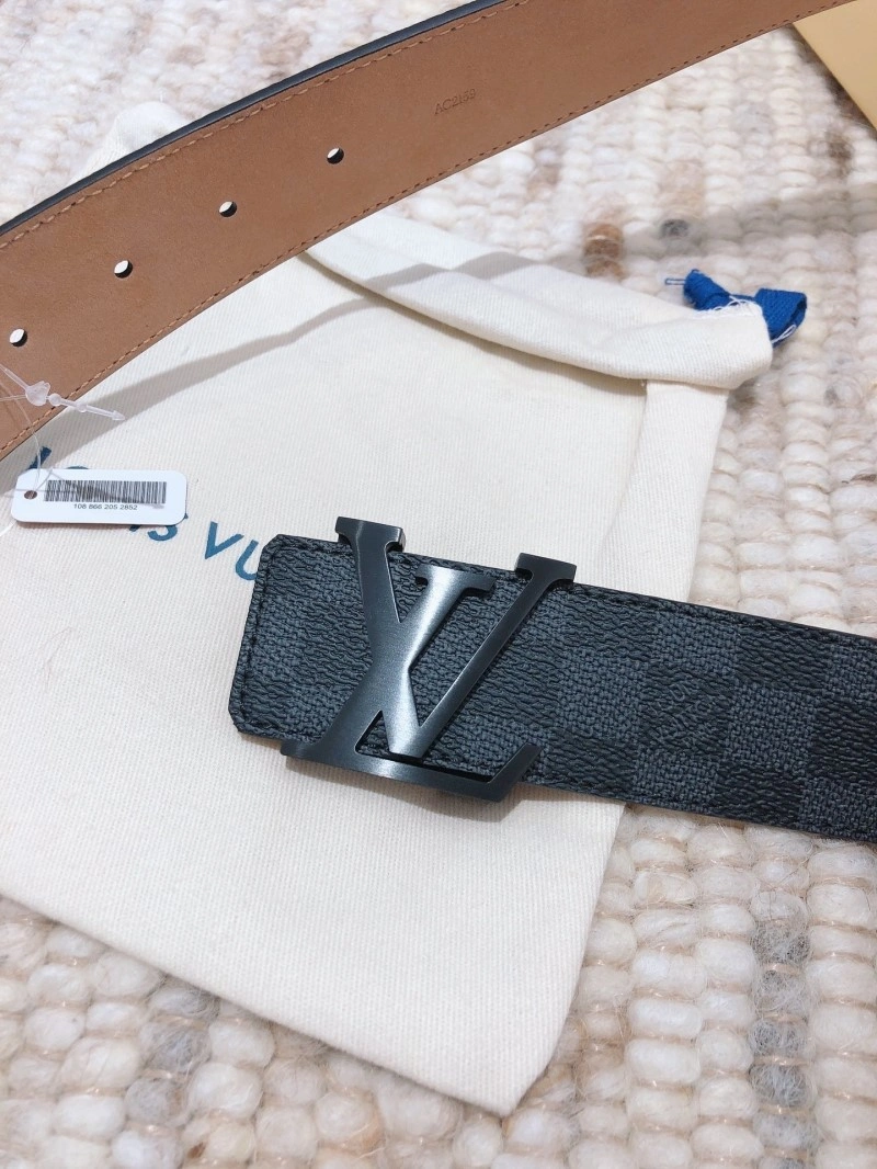 Functional Louis Vuitton Belts 298920