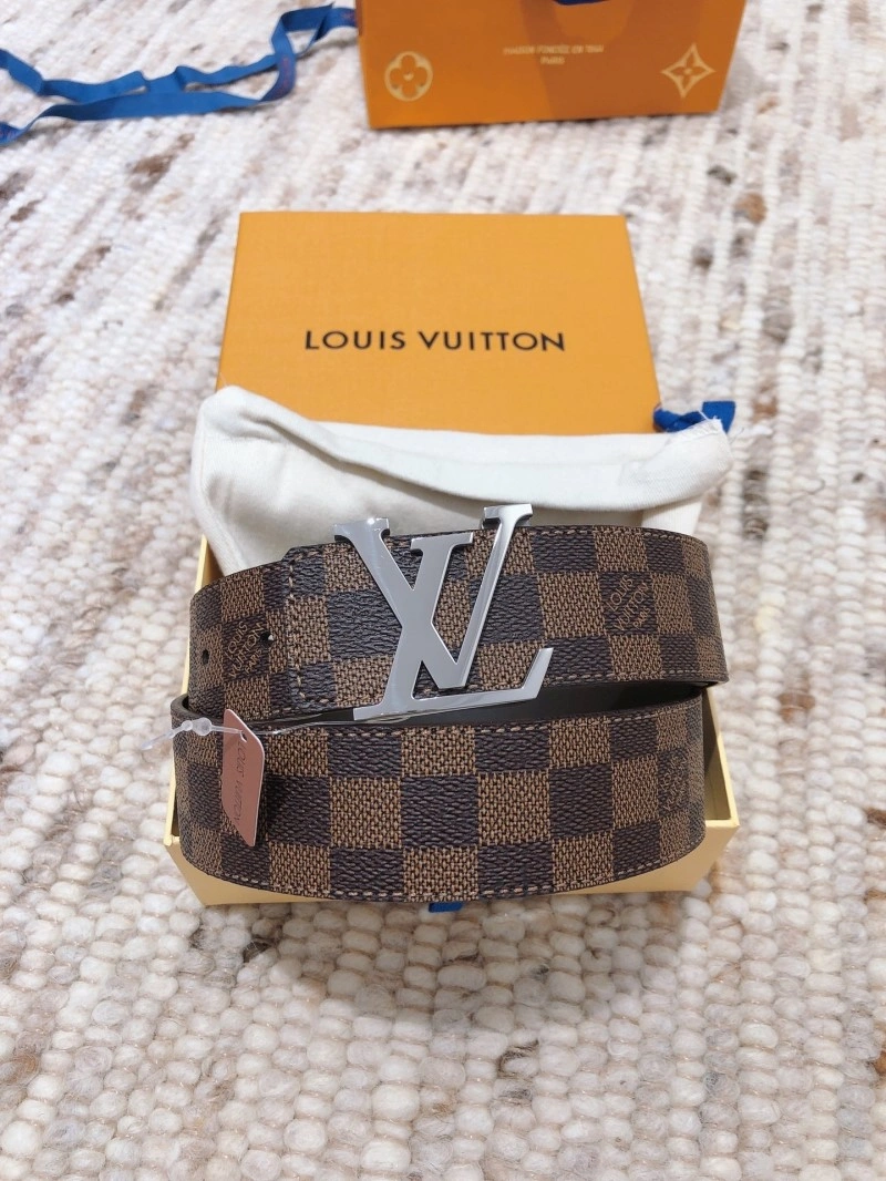 UrbanChic Louis Vuitton Belts 298923