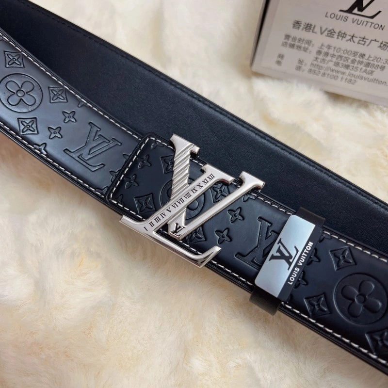 Louis Vuitton Belts UrbanChic 298910