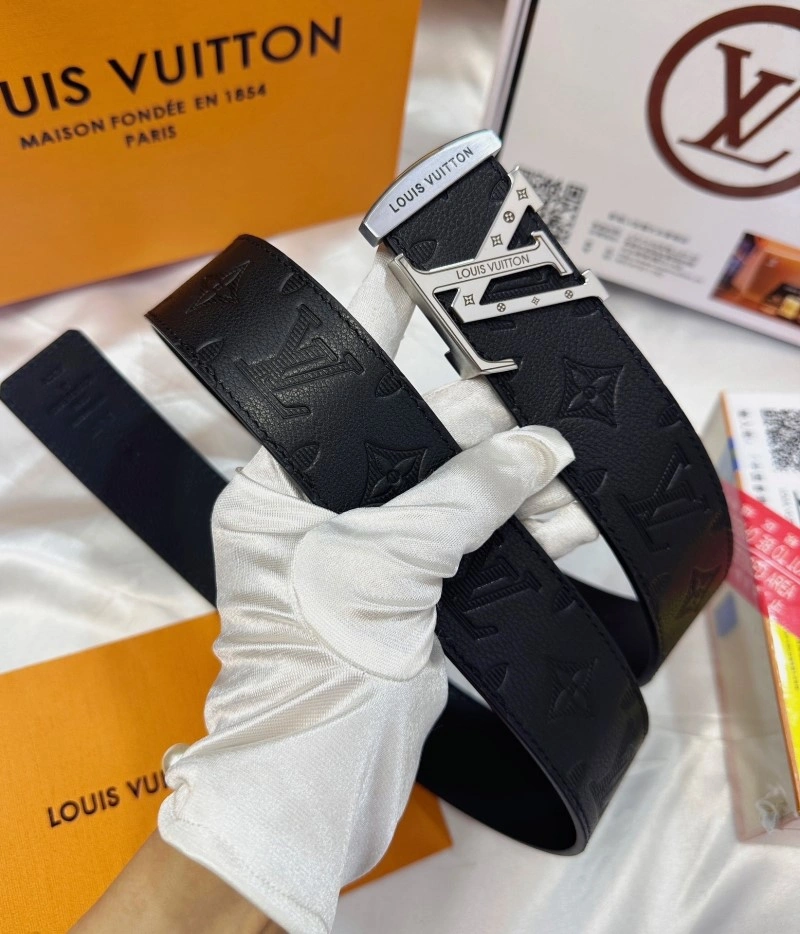 Louis Vuitton Belts Durable 298874