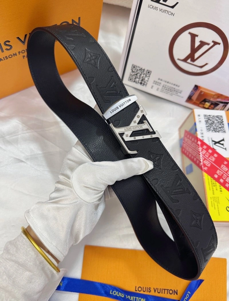 Louis Vuitton Belts Durable 298874