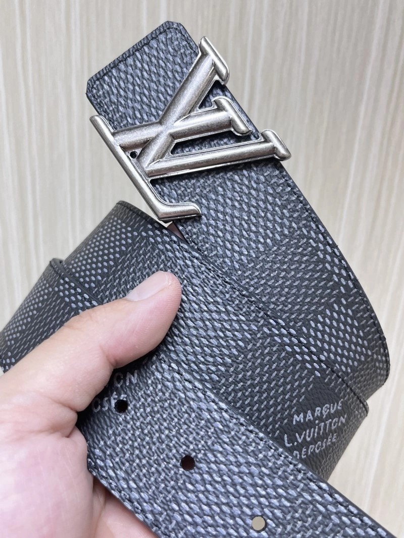 Bold Louis Vuitton Belts 298867