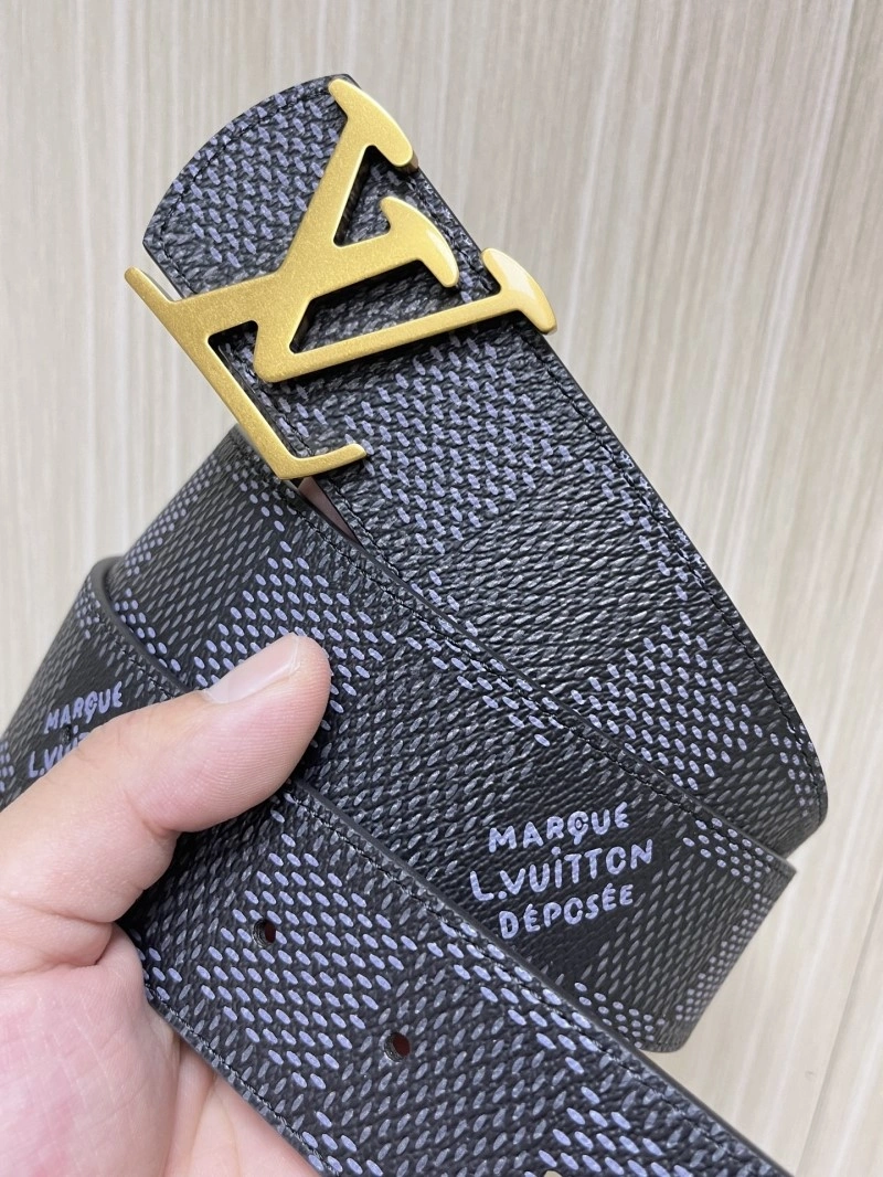 Louis Vuitton Belts Versatile 298852