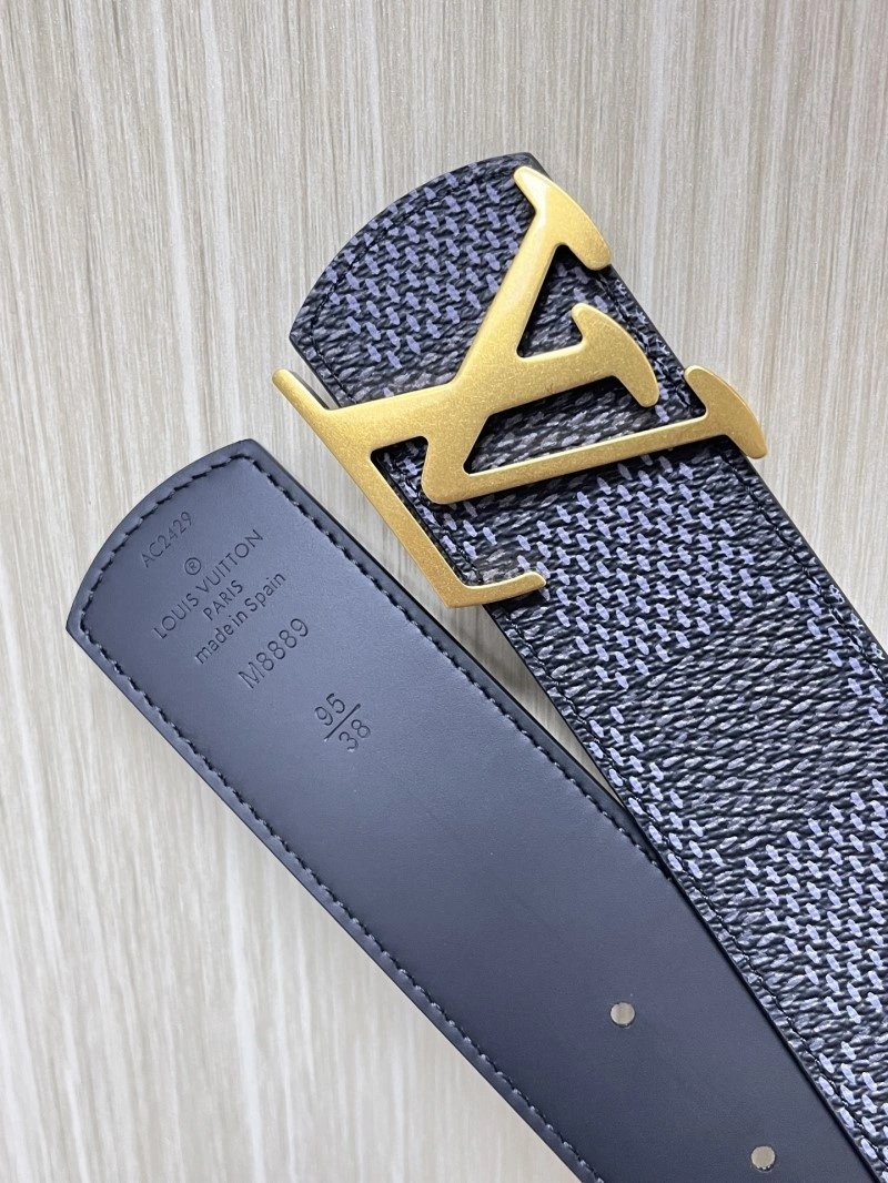 Louis Vuitton Belts Versatile 298852