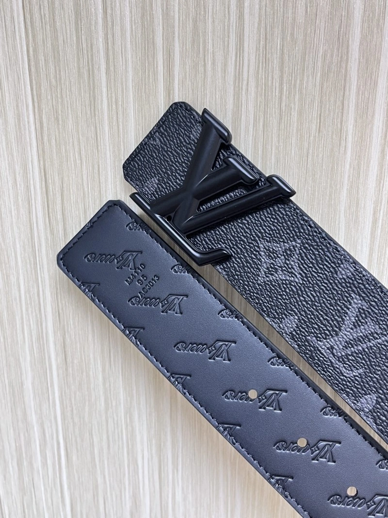 Seasonal Louis Vuitton Belts 298834