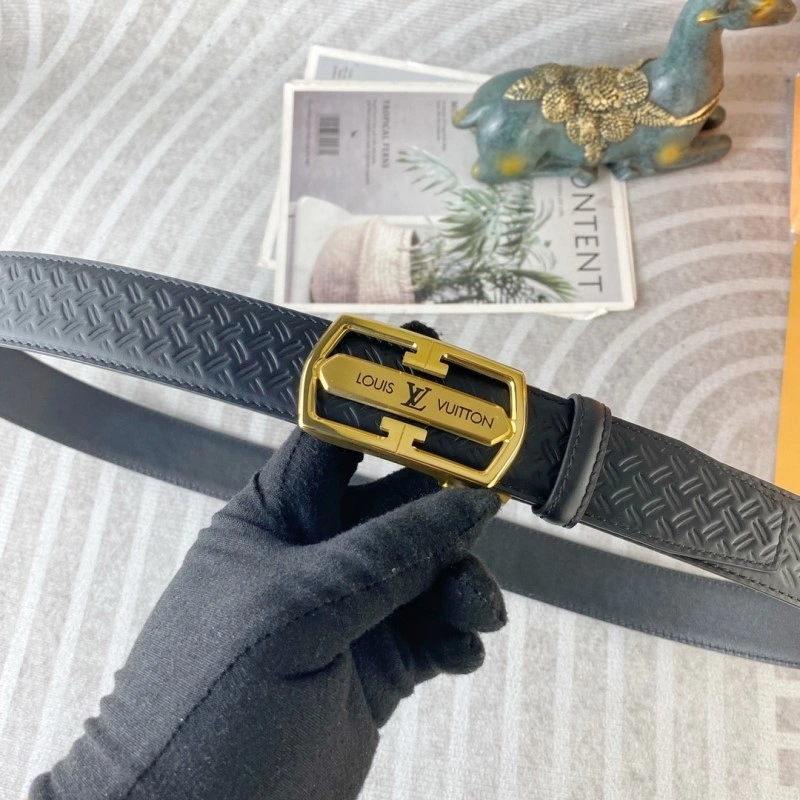 Louis Vuitton Belts Versatile 298801